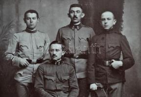 cca 1870-1900 3 db katonákat ábrázoló nagyobb méretű keményhátú fotó / Military photos