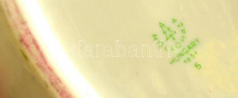 Holloházi kis dobozka, matricás, jelzett (MÉH), hibátlan, 14×9 cm