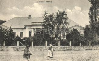 Dédács, Biscaria (Piski); Fáy Kuun Irma Grófnő kastélya, földművesek. Adler fényirda 1912 / Schloss / castle, farmers