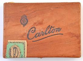 Kisebb doboznyi vegyes fémpénz, közte Mexikó 1961. 1P Ag, Kanada 1940. 10c Ag, Belgium 1930. 5Fr Ni....