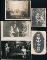 cca 1909-1936 Karácsonyok régen, 5 db fotó, egy részük hátulján feliratozva, különböző méretben