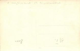 A megtorpedózott T 51 Osztrák-magyar torpedónaszád négy hajóval való vontatása / K.u.K. Kriegsmarine...