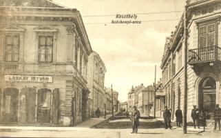 Keszthely, Széchenyi utca, Laskay István borbély és fodrász üzlete (EK)