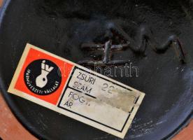 Iparművészeti Vállalatos mázas kerámia kaspó, jelzett, kis kopásokkal, m: 10 cm