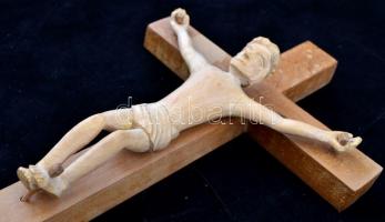 Feszület, fa, 30×19×5,5 cm