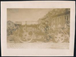 cca 1913 Osztrák-magyar motorosüteg ágyúja, Korabeli sajtófotó hozzátűzött címkével 16x13 cm