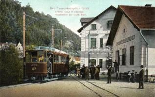 Trencsénteplic, Trencianske Teplice; Villamos vasút főállomáson / Station der elektrischen Bahn / tram station (vágott / cut)