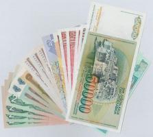 21db-os vegyes külföldi bankjegy tétel, közte Bangladesh, Egyiptom, Jugoszlávia, Kína, Mongólia, Moz...