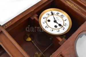 XIX. sz. vége: Herpy A. Budapest jelzett ingás falióra, szép állapotban, hibátlan zománc számlappal ...