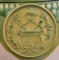 "Laci bácsi konyhája" bogrács, mázas kerámia, jelzett, kis lepattanásokkal, m: 29 cm