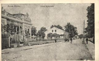 15 db RÉGI külföldi városképes lap, több ukrán lappal / 15 pre-1945 European town-view postcards wit...