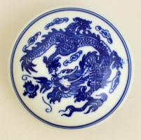 Jelzett kínai sárkányos szelence, matricás, hibátlan, d: 8 cm