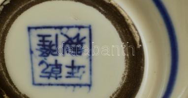 Jelzett kínai sárkányos szelence, matricás, hibátlan, d: 8 cm