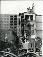 cca 1973 Budapesti képek, Zsigri Oszkár (1933-?) budapesti fotóművész hagyatékából 3 db vintage fény...