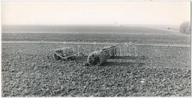 cca 1972 Zsigri Oszkár (1933-?) budapesti fotóművész hagyatékából 3 db vintage fénykép, az egyik fel...