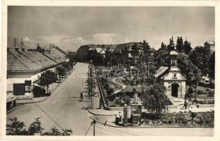 Érsekújvár, Nové Zámky - 3 db régi városképes lap: Széchenyi utca, benzin töltőállomás, Fő tér / 3 pre-1945 town-view postcards: street views, main square, gas station