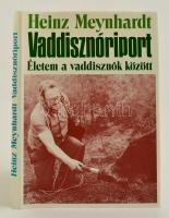 Meynhardt, Heinz: Vaddisznóriport. Életem a vaddisznók között. Bp., 1986, Gondolat. Kartonált papírkötésben, papír védőborítóval, jó állapotban.