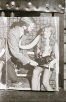 cca 1970 Szolidan erotikus felvételek maxi tétele, 21 db vintage negatív + 87 repró negatív, 24x36 mm