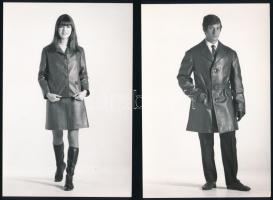 1969 Bőr cuccok férfi és női divatja, 4 db vintage divatfotó, 17,5x12 cm