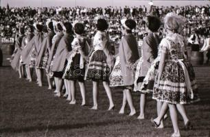 cca 1978-1983 Kecskeméti tornaünnepély, Széchenyi szobor avatás, használt cikk piac, felvétel soroza...