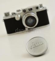 1949 E. Leitz Leica IIIc fényképezőgép, Summar f=5cm 1:2 objektívvel, erdeti bőr tokjában, eredeti h...