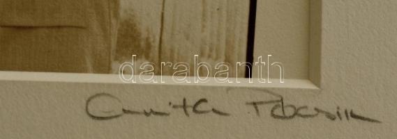 Pócsik Anita (?- ): Esernyővel, jelzett fotó, paszpartuban, 11,5×7,5 cm