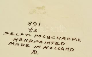 Delft nagyméretű madaras-virágos falitál, kézzel festett, jelzett, apró kopásokkal, d: 43 cm