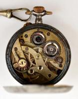 Ezüst (Ag) kis zsebóra, ezüst (Ag.) lánccal, nem működik, bruttó:25 g