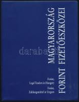 Magyarország forint fizetőeszközei. MNB kiadás, információk a forintrendszerről 1998-ig bezárólag, bankjegyekről és emlékpénzekről, mappában.