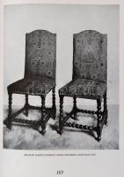 Voit Pál: Régi magyar otthonok. Budapest, 1943, Királyi Magyar Egyetemi Nyomda, 319 p. Gazdag fekete...