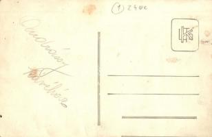 Budapest VI. Andrássy kávéház, belső pincérekkel, Magyarság és Pesti Hírlap újságok. photo (fl)