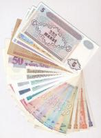 Vegyes papírpénz tétel, benne örmény, azeri és grúz bankjegyek (24xklf) T:I-III
Mixed paper money l...