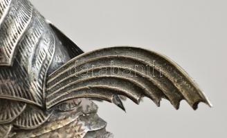 Ezüst hal figura. Élethűen, ízenként mozgatható testtel. Jelzett kézimunka / Silver fish figure with...