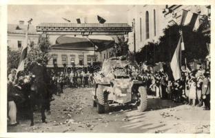 1940 Marosvásárhely, Targu Mures; bevonulás tankkal / entry of the troops with tank