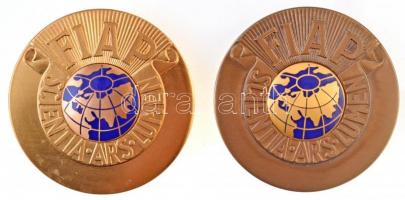 DN FIAP (Nemzetközi Fotóművészeti Szövetség) részben zománcozott Br emlékérem dísztokban (2x), mellettük egy adományozói szalag (55mm) T:1- ND FIAP (The International Federation of Photographic Art) partially enamelled Br commemorative medal in case (2x), with one awarding ribbon (55mm) C:AU