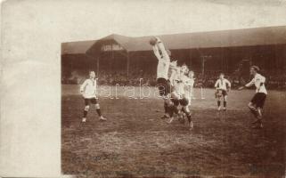 ~1910 Budapest VIII. Hungária út, MTK pálya, Zsák Károly magas labdát véd / Hungarian football player, goalkeeper. photo (EK)
