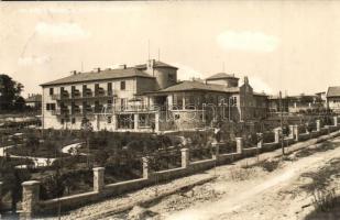 1934 Hévíz, M. kir. Csendőr üdülő, útépítés a gyógyházhoz. Fotó Ring photo
