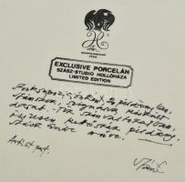 Hollóháza Szász Studió: Női fej. Szitanyomat,  porcelán falitányér, jelzett, hibátlan, d: 30,5 cm