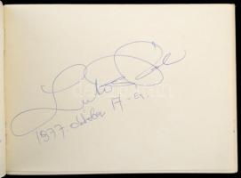 1977-1978 Aláírásgyűjtemény, benne 46 db többségében zenei témájú aláírással, közte: pl.: Székely Zo...