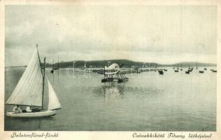 Balatonfüred, Csónakkikötő, vitorlás, hidroplán, a háttérben Tihany (EK)
