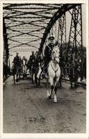 Komárom entry of Hungarian army, Horthy so Stpl.