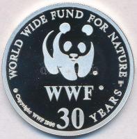 1986. "30 éves a WWF / Jegesmedve" jelzett Ag emlékérem (20,07g/0.999/38,5mm) T:(PP)
1986...