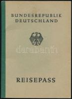 1953 Német Szövetségi Köztársaság fényképes útlevél, bejegyzésekkel 1953 Federal Republic of Germany passport with foto