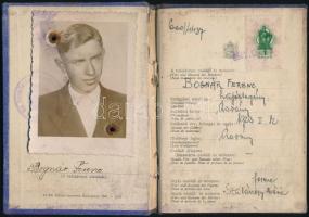 1941 Fényképes Magyar Hajós Szolgálati könyv, kopott vászon-kötésben, foltos./
1941 Hungarian cruis...