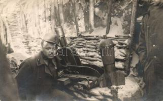 1917 Kelet-Galícia. Batkow (Batykiv). Schöck Gyula aknavető katona a lövészárokban / WWI K.u.K. soldier with mortar cannon in the trenches. photo (EK)
