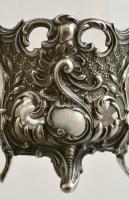 Ezüst (Ag.) kosár pótolt üvegbetéttel, jelzett, nettó :68 g, m:19 cm