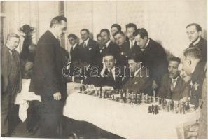 1923 Trencsén, Trencín; Szimultán sakkverseny, Treybal sakkozó / simultaneous chess competition. photo (Rb)