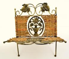 Fém, kihajtható újságtartó, m: 32 cm h: 34 cm