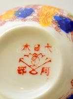Kínai porcelán csésze és alj, 3-3 db, kézzel színezett, jelzett, hibátlan, d: 6 és 9,5 cm