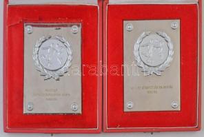 1985-1992. 5db magyar labdarúgással kapcsolatos plakett, mindegyik tokban, közte "NB I-es utánp...